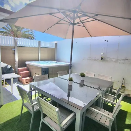 Sukka - Elegant - Community Pool Access * Telde