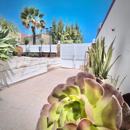 فيلة Sukka - Elegant - Community Pool Access تيلدي